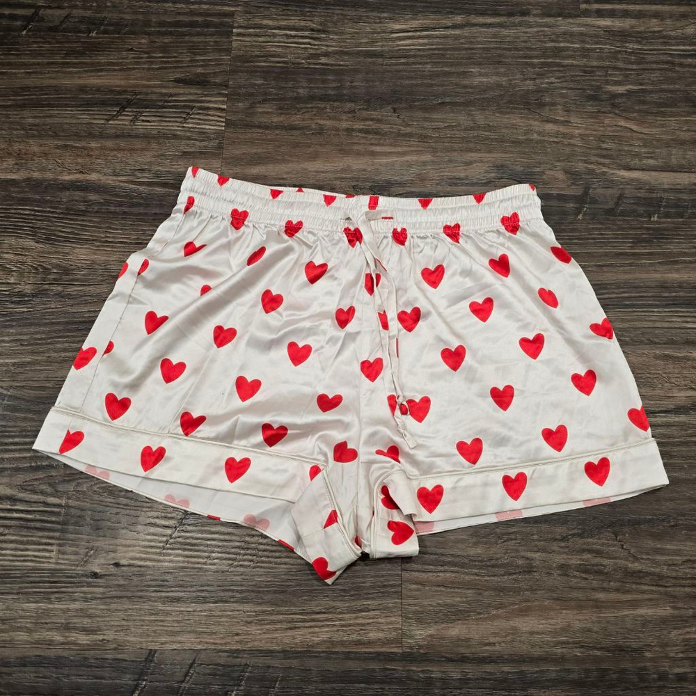 Show Me Your Mumu Queen of Hearts PJ Shorts XS Red Heart Satin New - Picture 4 of 9